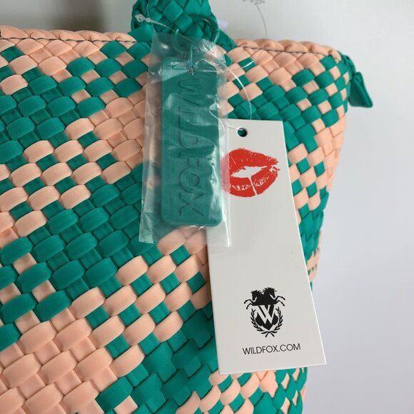 WILDFOX Large Woven Double Handle Tote Bag Green/Peach NWT $125 - Picture 5 of 6